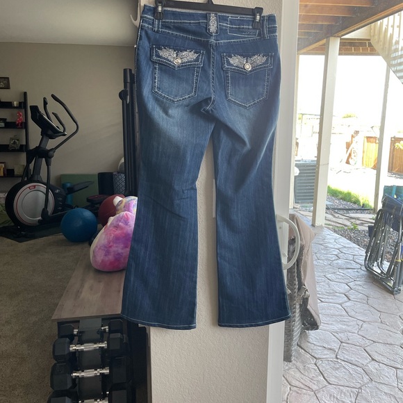 Inc curvy fit boot leg front zipper diamond look Buttons. Size 0 - Picture 2 of 7